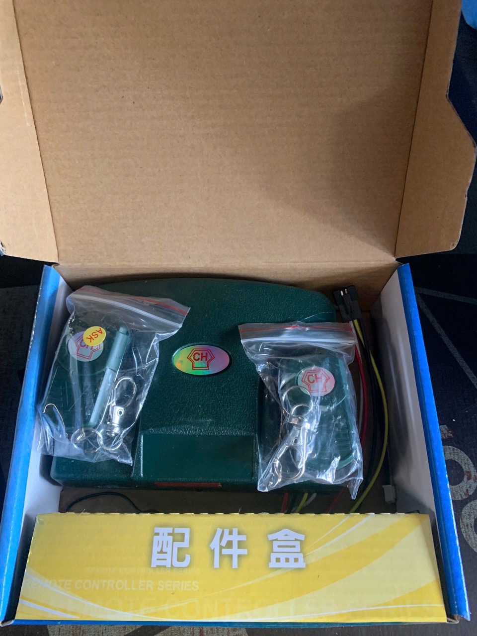 điều khiển cửa cuốn ở Huế