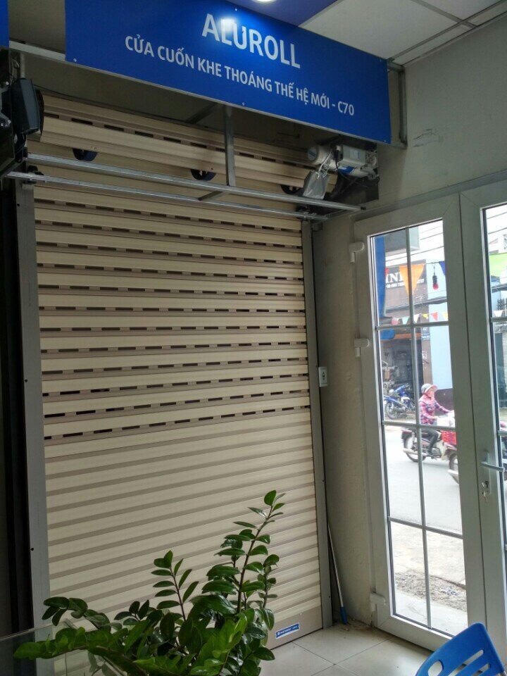 lắp đặt cửa cuốn ở tp Huế